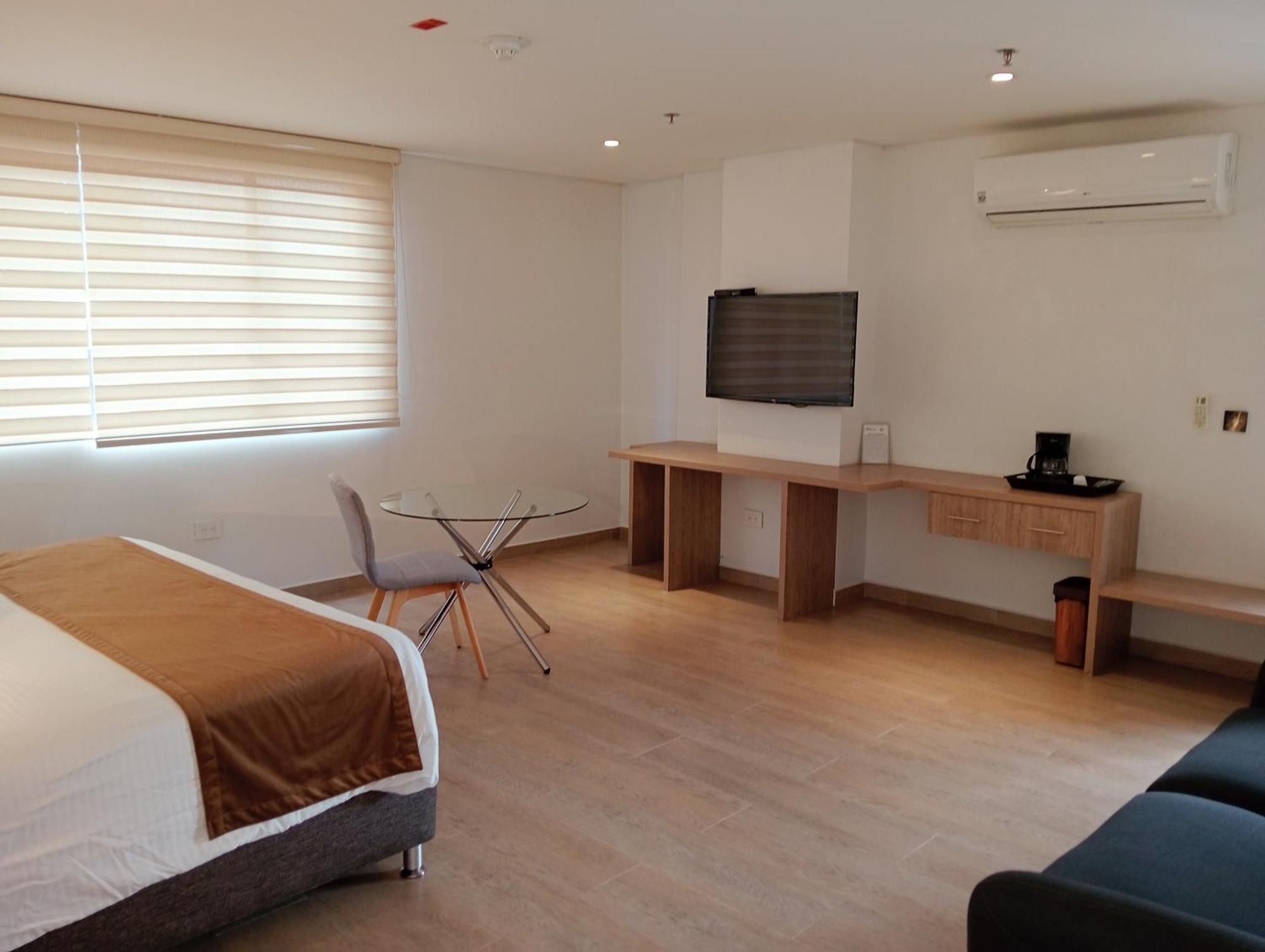 Hotel Lomas 10 Medellin By Dico Экстерьер фото
